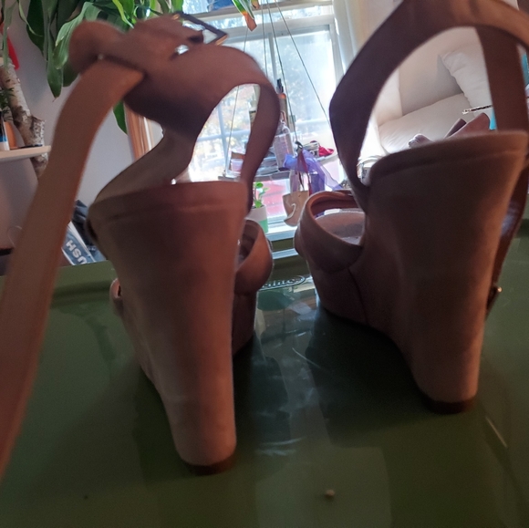 Heels from francescas boutique - Picture 2 of 4